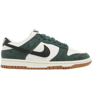 Nike Dunk Low Green Snake (Women’s 10.5)